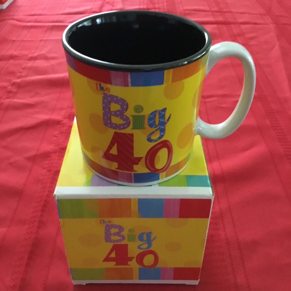 Birthday Gift Cup new in box. The big 40. Yellow